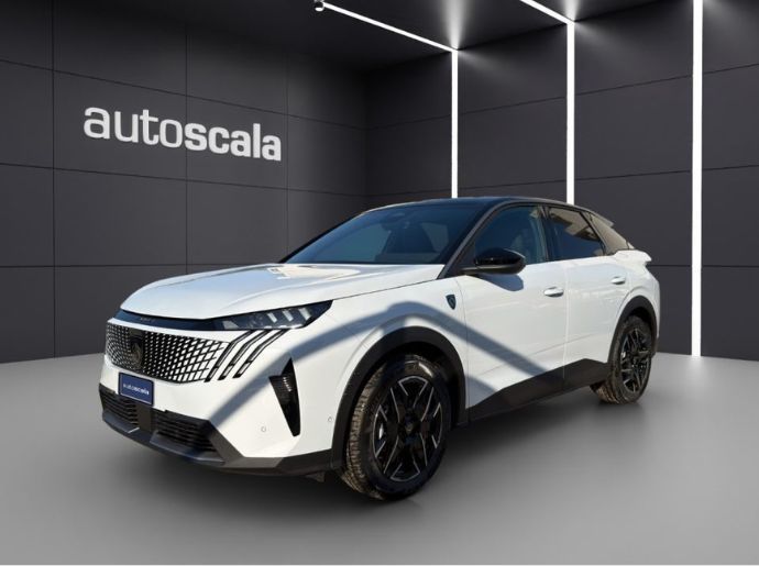 Peugeot 3008 km 0 disponibile presso Auto Scala a Napoli con rata da 429 euro al mese